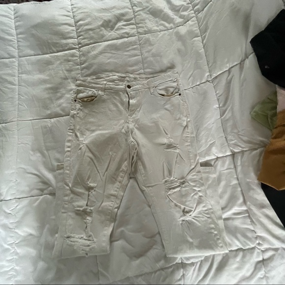 White jean ripped - Picture 2 of 4